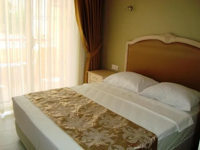 شقة بسرير مزدوج مع أريكة، Golden Moon Apart Hotel 2/3
