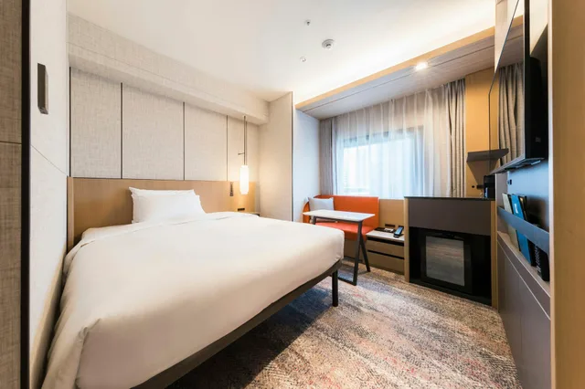 Universal، Hotel Metropolitan Edmont 1/1