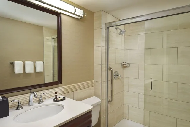Garden, Walkup, Traditional, King Bed, 1 Level، Red Deer Resort & Casino 3/3