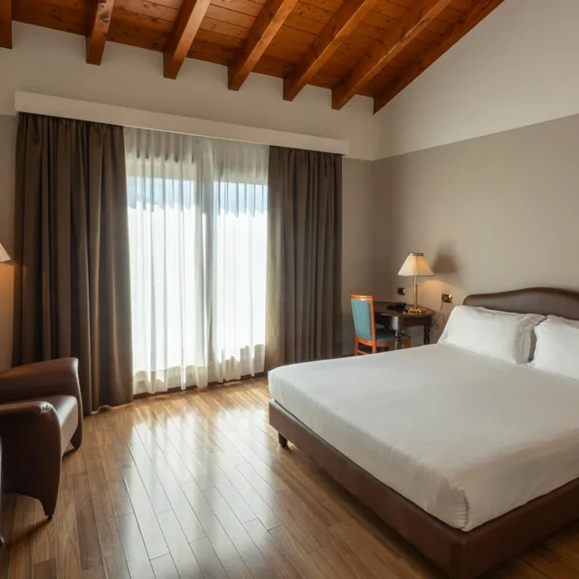 غرفة سوبيريور بسرير فردي وسرير كوين بشرفة، Hotel Horizon Wellness Spa Resort, BW Signature Collection 2/6