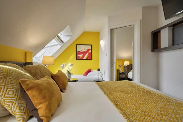 غرفة ثلاثية بسرير مزدوج وسرير فردي، Hotel Restaurant Crystal 5/9