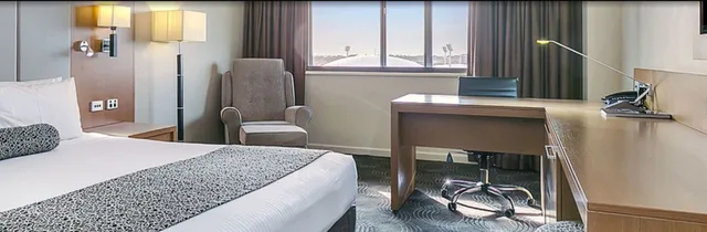 Superior Park King، Stamford Plaza Adelaide 2/3