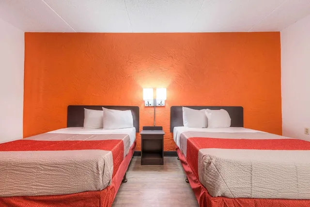 غرفة قياسية بسريرين مزدوجين، Motel6 Bridgeview, IL 1/6