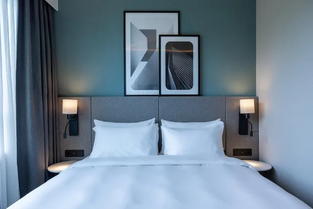 غرفة قياسية بسرير كوين، Radisson Hotel Amsterdam Schiphol Airport Hoofddorp 9/10
