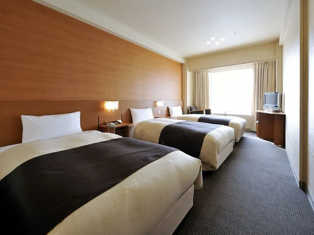 غرفة قياسية ثلاثية بثلاثة أسرّة للمدخنين، Crown Palais Kitakyushu 1/1