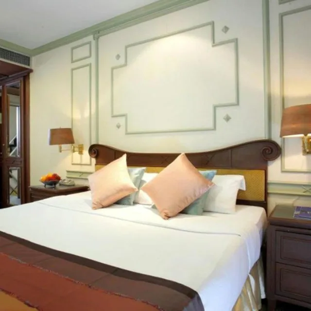 Run of House, Majestic Suites 3/9