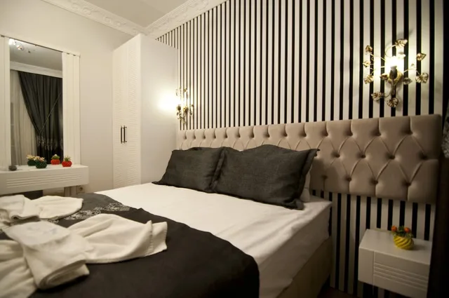 غرفة اقتصادية بسرير مزدوج بشرفة في طابق منخفض، Hotel Broken Column 5/10