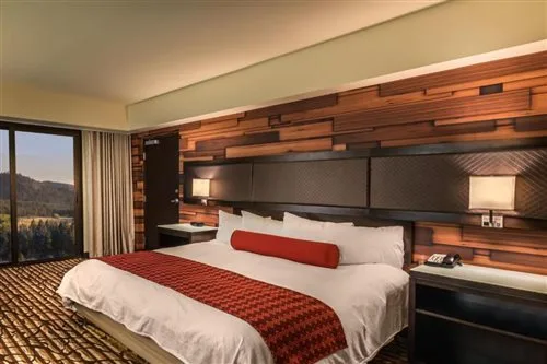 غرفة كلاسيكية بسرير مزدوج أو سريرين منفصلين، Ballys Lake Tahoe Casino Resort (Ex MontBleu Resort Casino and Spa) 1/2