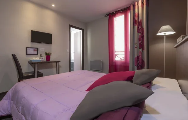 غرفة قياسية بسرير كينج، MONTSOURIS ORLEANS HOTEL 5/10
