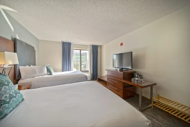 غرفة بسريرين مزدوجين، Wingate by Wyndham Round Rock Hotel & Conference Center 4/10