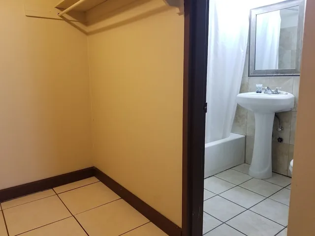 غرفة اقتصادية مفردة بسرير مزدوج، Parkway Inn Airport Motel 8/8