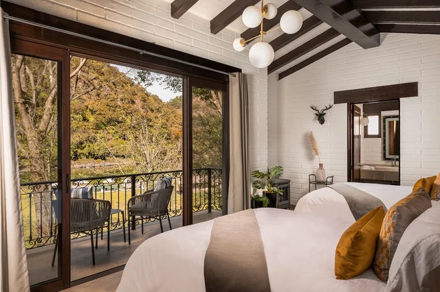 Master, Suite, Cabin، Sierra Lago Resort And Spa 2/3