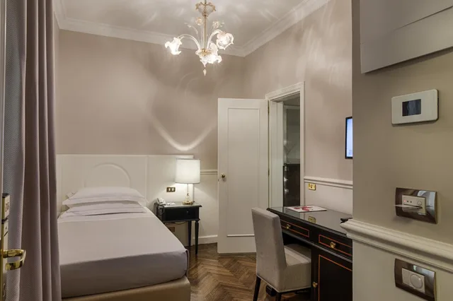 غرفة كلاسيكية مفردة، Plaza Hotel Lucchesi 5/8