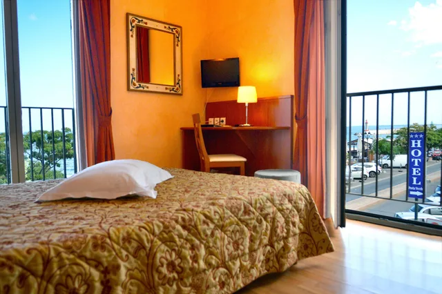 غرفة كومفورت بسرير مزدوج بإطلالة على البحر، Hotel Posta Vecchia 7/10