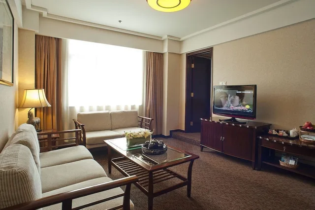 Holiday Inn Express Jinan Quancheng Square by IHG، جينان 29/50