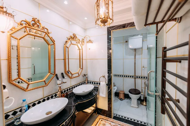 Presidential, Suite, King Bed, Golden Palace Hotel Yerevan 4/5