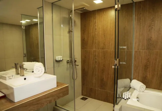 غرفة بريميوم ثلاثية، Pegasus Reef Hotel 2/2