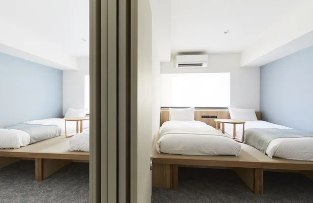 Connecting, 4 Beds, The Tourist Hotel & Cafe Akihabara 1/2