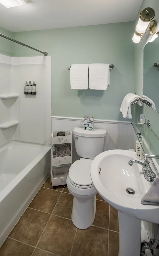 Island, Queen Bed, Private Bathroom، The Craignair Inn & Restaurant 3/3