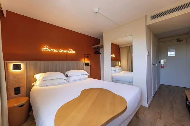 غرفة كلاسيكية بسرير مزدوج، Hotel Donibane 2/6