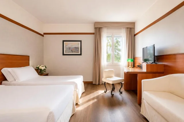 غرفة كلاسيكية بسرير مزدوج أو سريرين منفصلين، Shg Hotel Bologna 3/10