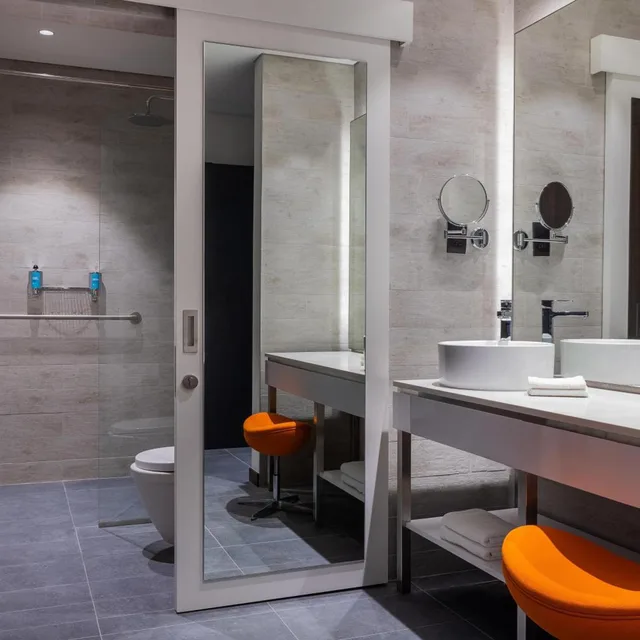 Aloft, Single Bed، Aloft Dubai Airport 3/7