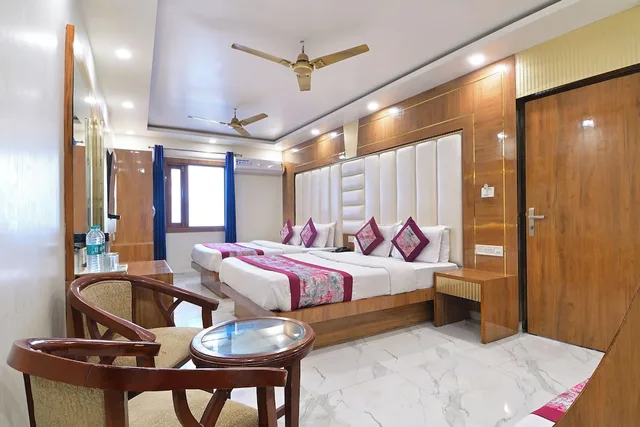 غرفة حصرية بسرير كينج، Hotel Glow Inn 7/8