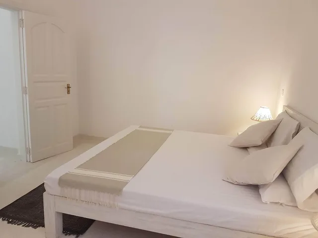1 Bedroom, Deluxe, Suite, Queen Bed, Ocean View, Sofa, Life Resort St.Thomas Royal Palm 6/8
