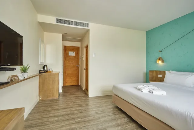 غرفة ديلوكس بسرير مزدوج، Talay Hotel & Villa 3/5