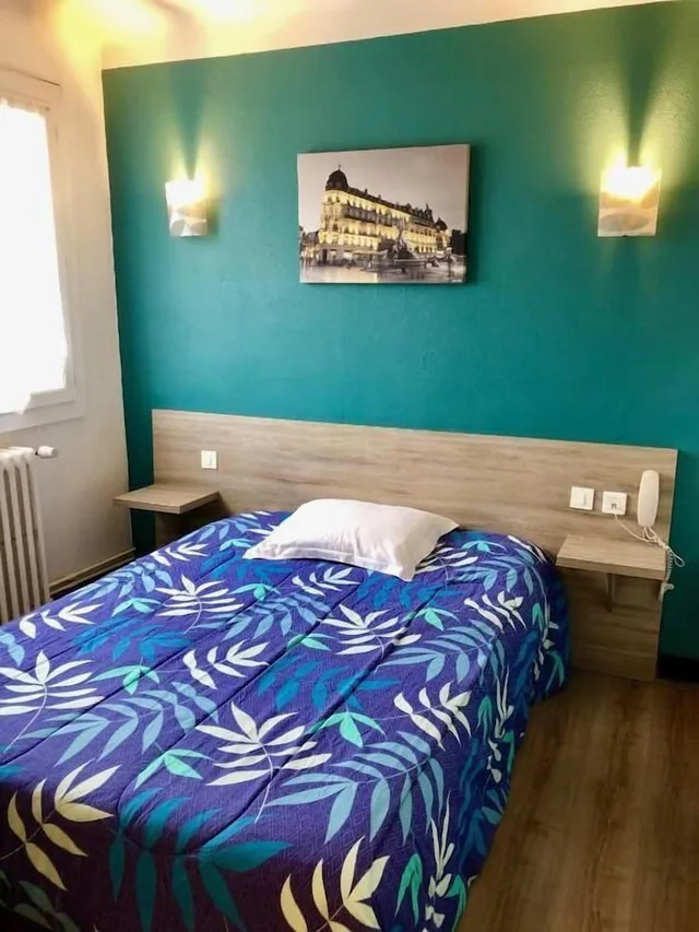 غرفة اقتصادية مفردة بسرير مزدوج، HOTEL COLISEE VERDUN 2/3