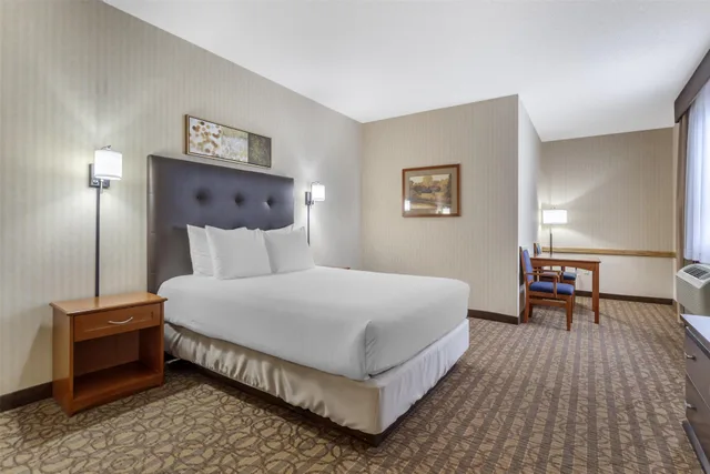 غرفة بسرير كوين لذوي الإعاقة، Best Western Cold Lake Inn 1/9