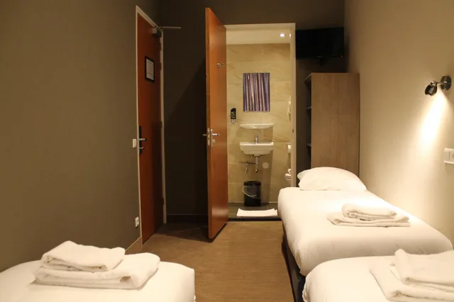 Room, Triple, Hotel Blossoms 3/6