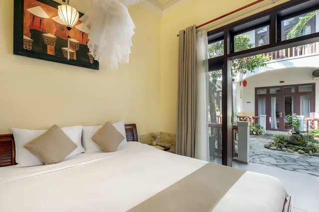 غرفة سوبيريور بسرير كينج بإطلالة على الحديقة بشرفة، Loc Phat Hoi An Homestay - Villa 7/10