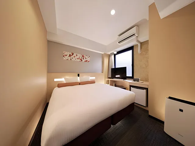 Room, Double Bed, Bathtub, Main Building, Shinsaibashi-Higashi Crystal Hotel 1/1