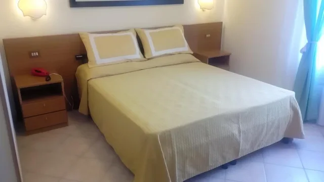 غرفة بسرير مزدوج بشرفة، Hotel Astor Victoria 2/5