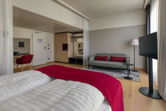 Special, Superior, Queen Bed، IntercityHotel Berlin Airport BER Terminal 1+2 1/6