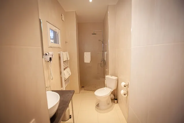 غرفة سوبيريور بسرير مزدوج، Hotel Churchill 9/10