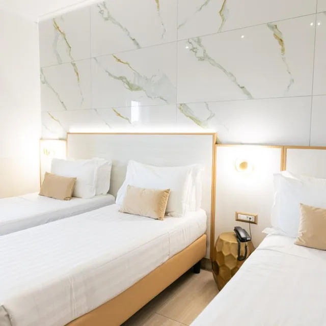 غرفة ثلاثية بسرير فردي، Windrose Hotel 2/8