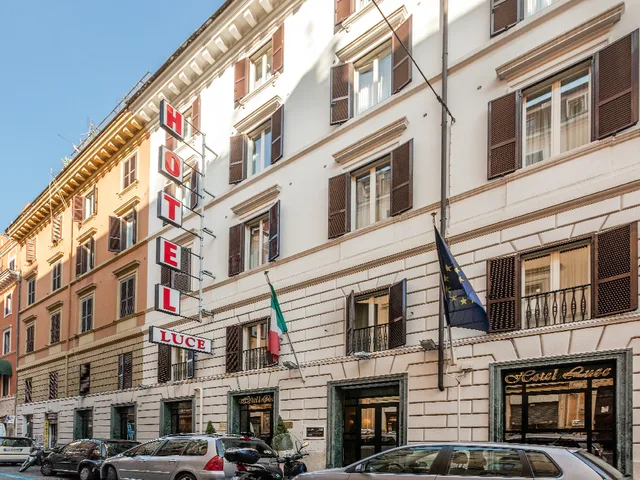 غرفة مفردة بسرير مزدوج، Raeli Hotel Luce 1/1