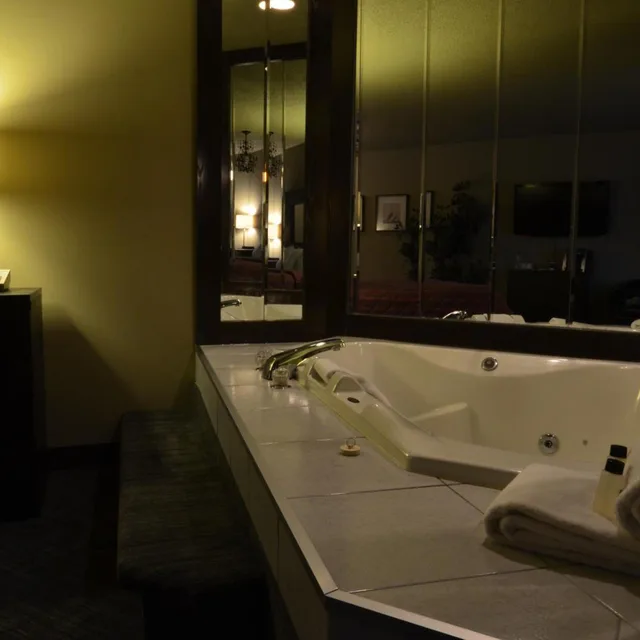 Executive, Suite, Hotel L'Express 8/10