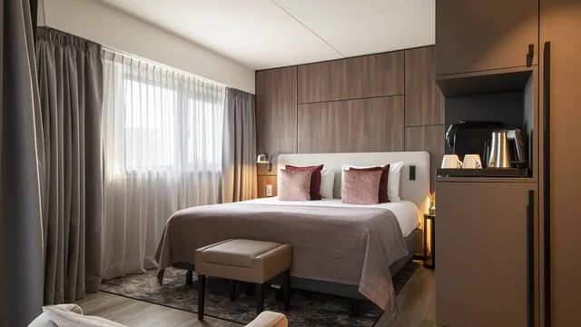 غرفة ديلوكس بسرير مزدوج، Bilderberg Europahotel the Hague 3/5