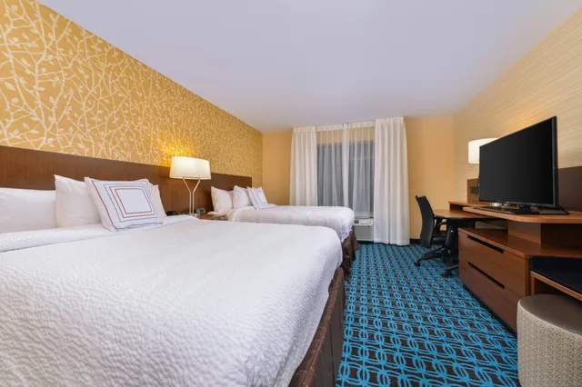 Room, 2 Queen Beds, FAIRFIELD INN & SUITES CORALVILLE 1/4
