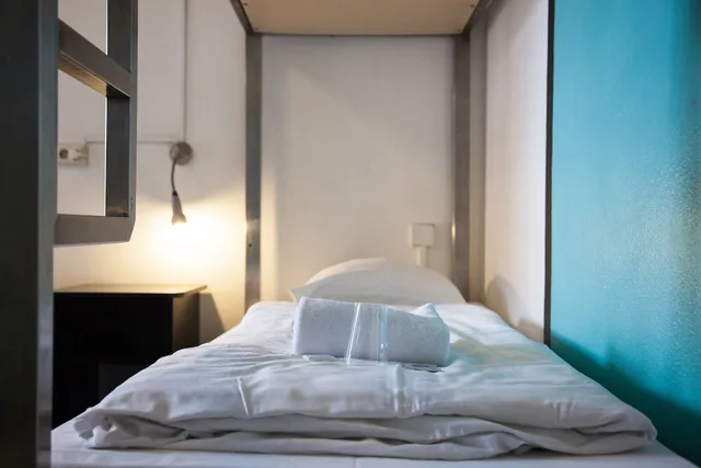 Private, 6 Beds, 3 Bunk Beds, Private Bathroom، St Christophers Inn At The Winston 1/3
