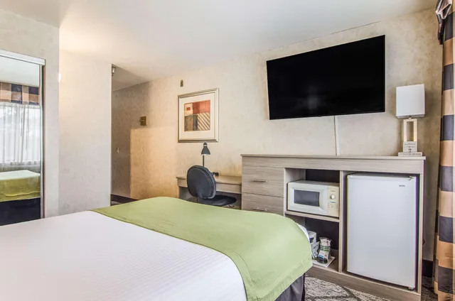 Room, Double Bed, Guesthouse Poulsbo 3/5