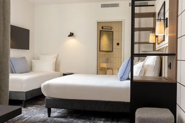 غرفة مفردة كبيرة، Hotel Moderniste 1/2