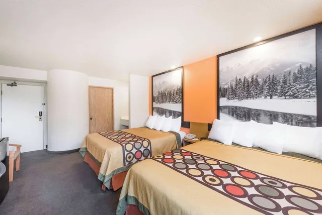 Standard, 2 Queen Beds, Super 8 by Wyndham Show Low 7/10