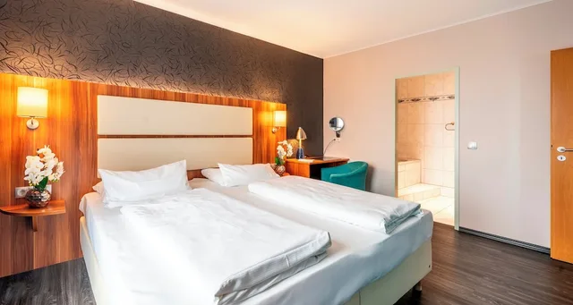 جناح بسرير كينج، Plaza Hotel Zwickau 2/5