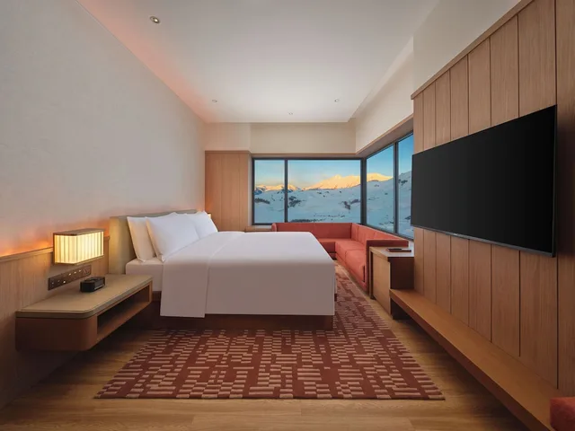 جناح ديلوكس بسرير كينج، Hilton Altay Hemu 1/2