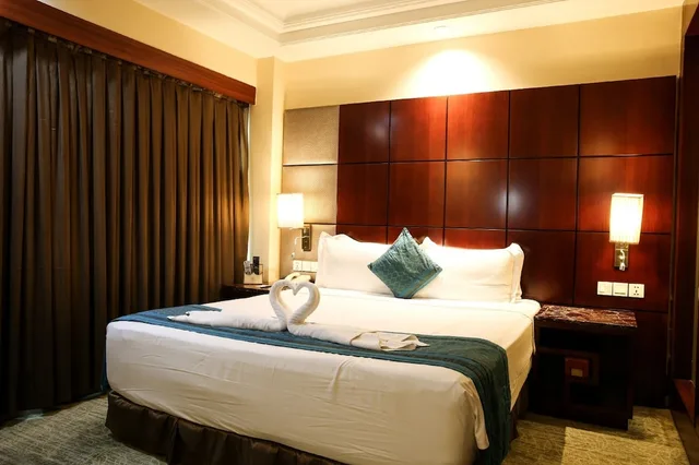 غرفة تنفيذية بسرير كينج، Skycity Hotel 3/10