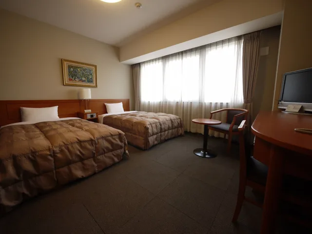 غرفة بسريرين منفصلين، Hotel Route Inn Saga Ekimae 3/5